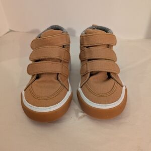 US Sports Toddler Boy Khaki 3-Strap Boots in Size 7